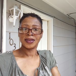 Meet your Posher, Letitia